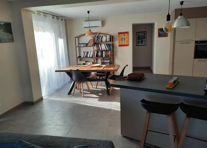 Superbe Villa 85 M2 Nimes Caremeau